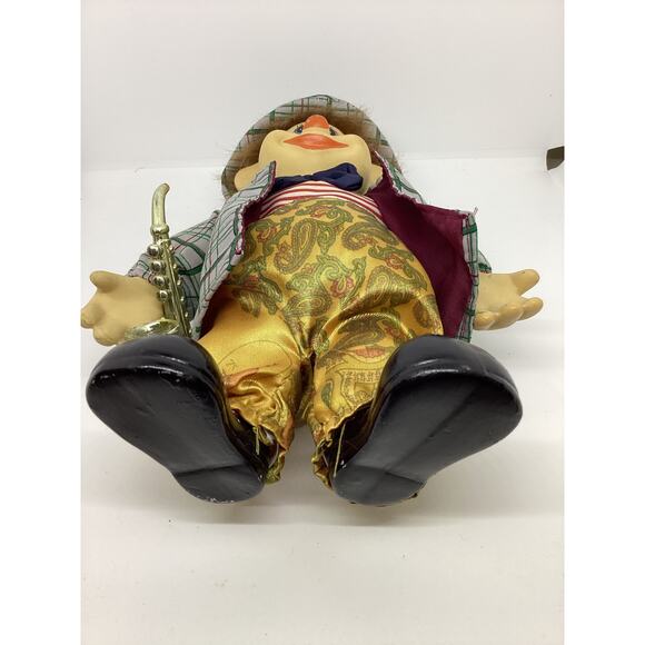12" Ashley Belle Ceramic Hobo Clown Musician Figurine - Picture 4 of 4